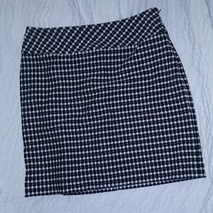 LOFT black and white skirt